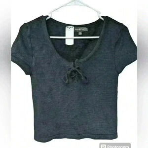 Almost famous black cropped waffle knit shirt size XL NWT